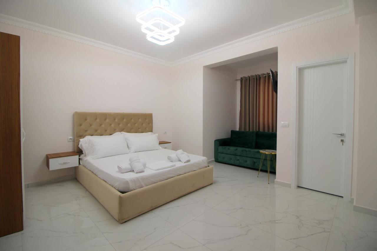 Golden Hill Ksamil Hotel Luaran gambar
