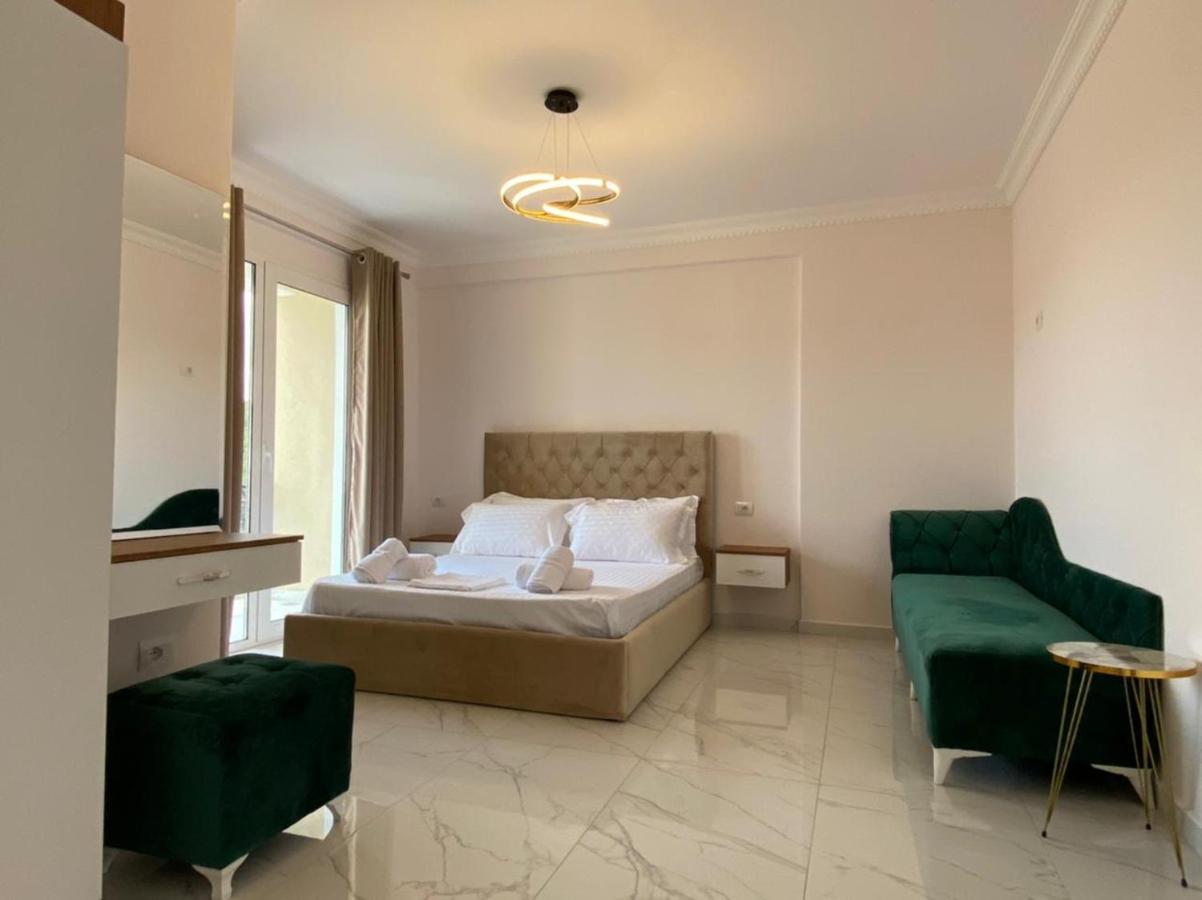 Golden Hill Ksamil Hotel Luaran gambar