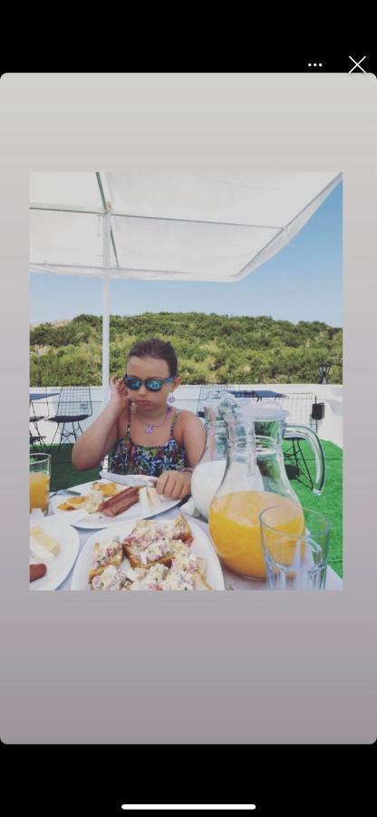 Golden Hill Ksamil Hotel Luaran gambar